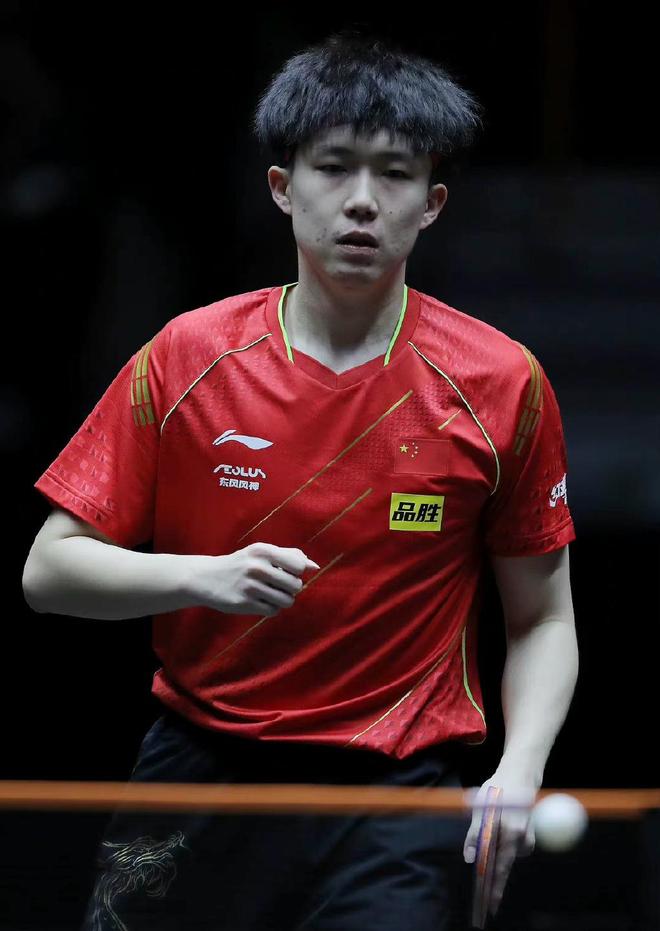 势的中后卫 势的中后卫