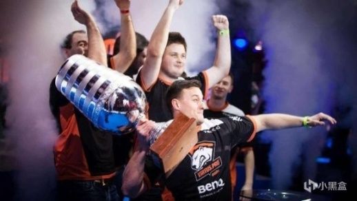 期帮助多名 期帮助多名